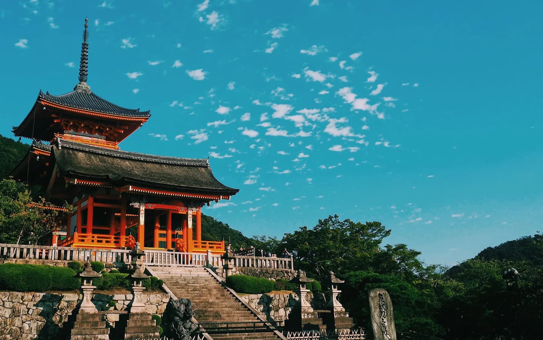 The red pagoda of Kiyomizu-dera temple in Kyoto